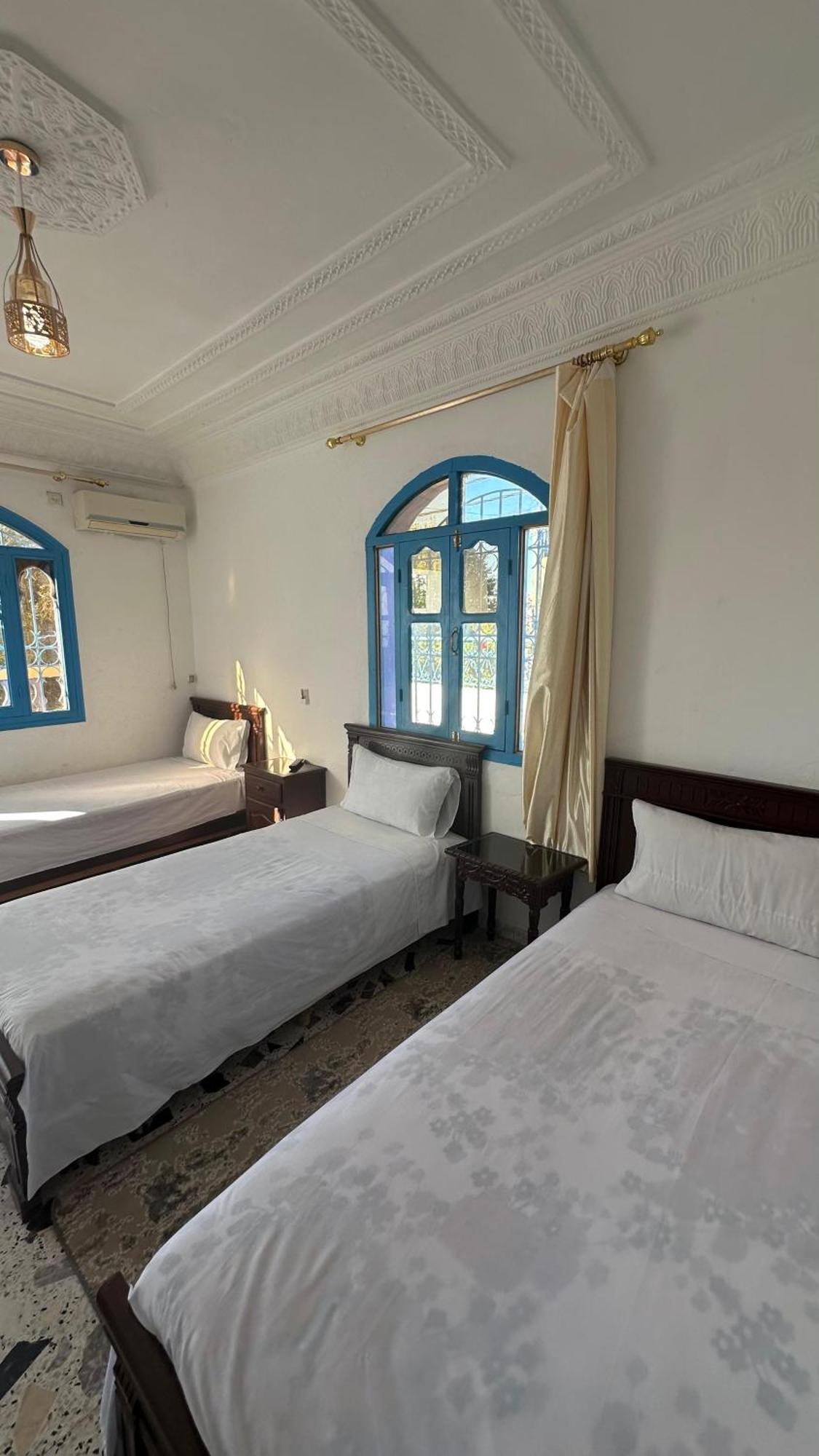 Hotel Al Amana Чефчауен Екстериор снимка