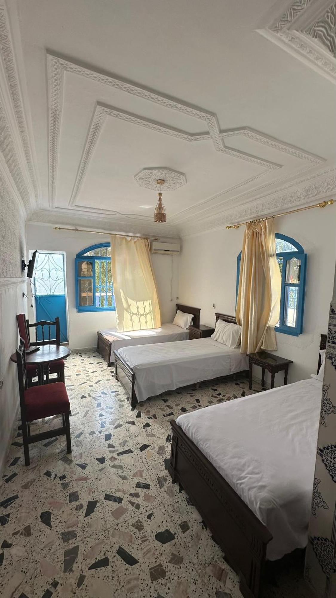Hotel Al Amana Чефчауен Екстериор снимка